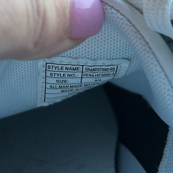 PENGUIN LACE UP SNEAKER Size 8.5 - Picture 4 of 9